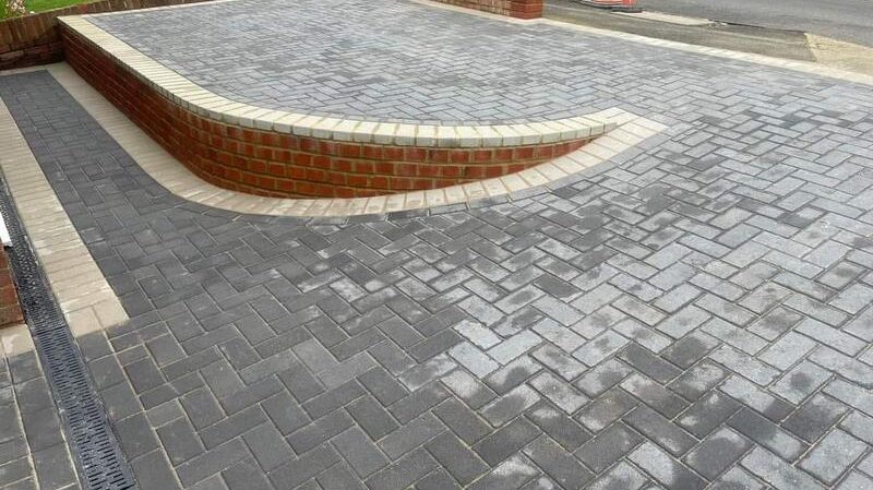 multi level block paved driveway buckinghamshire 07