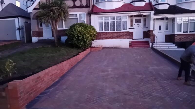 large front driveway block paving 10
